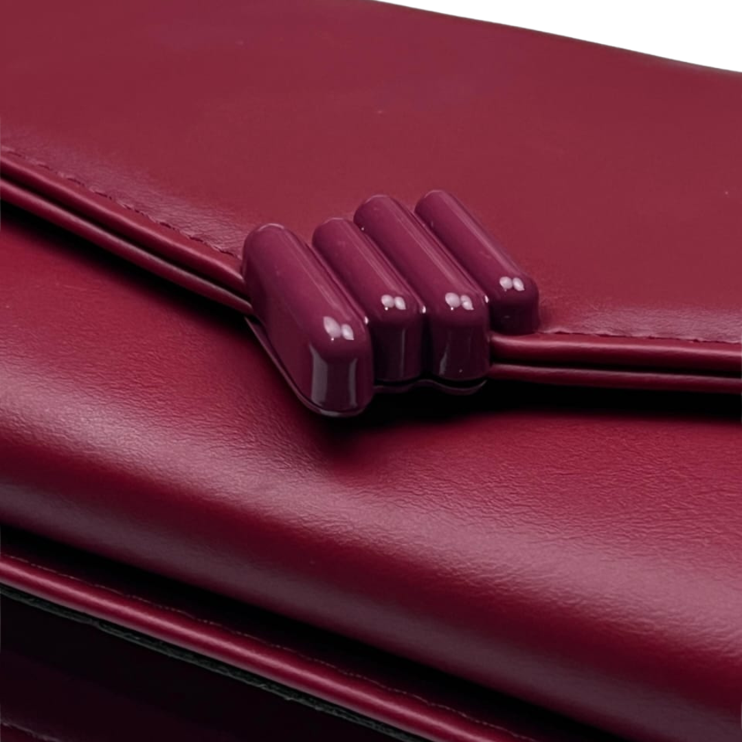 Elegant Ladies Clutch Bag